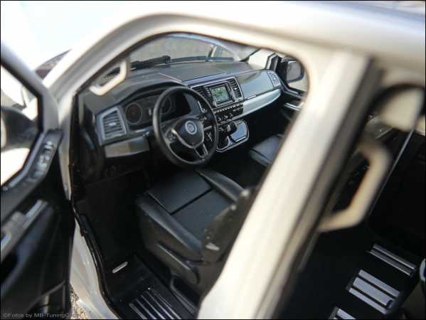 1:18 VW T6 Multivan Edition 30 mit ECHT-ALU-BBS FELGEN