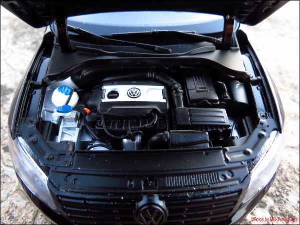 1:18 VW Passat B7 Limousine 2011 + BBS LM  Alu-Felgen