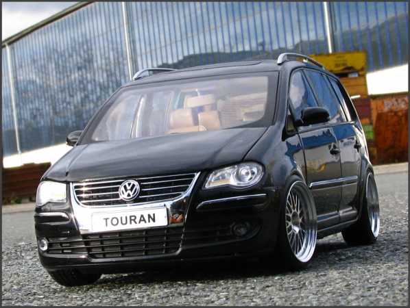 1:18 VW Touran 1T TDI mit BBS LM Alufelgen inkl. OVP
