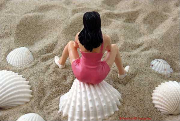 1:18 Female Figure "Maria"