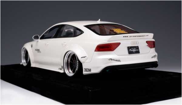 1:18 Audi A7 Liberty Walk LB Performance - AB Modelle -  Glanz Weiß auf Alcantara Vitrine