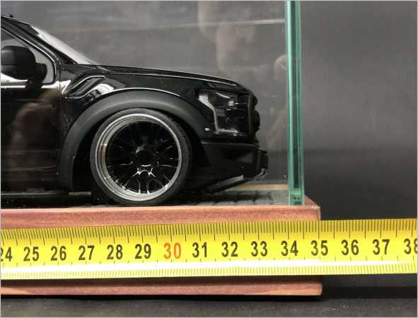 1:18 Tuning Glas-Pflasterstein Optik Edition Edel Glas Holz Vitrine [STAUBDICHT]