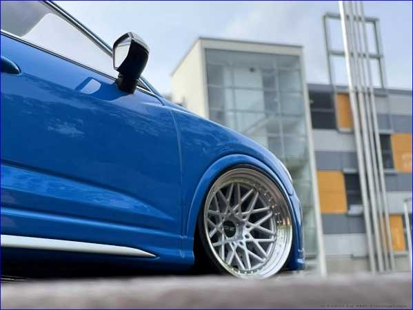 1:18 Audi RS Q3 Sportback Blau Edition inkl.OVP