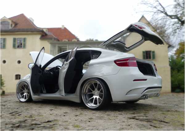 1:18 BMW X6M E71M 2009 alpinweiß - Voll Aluminium Felgen = inkl. OVP