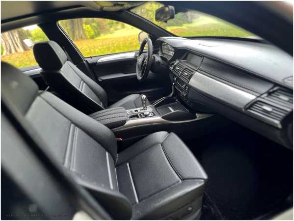 1:18 BMW X6M E71M 2009 alpinweiß - Voll Aluminium Felgen = inkl. OVP