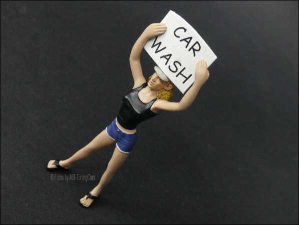 1:18 Car Wash Girl