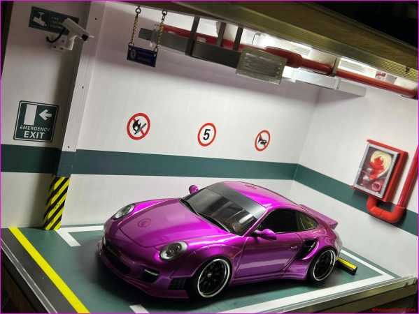 1:18 Diecast Car Model Parkplatz Massivholz Garage LED M Schaukasten Vitrine [Handgefertigt]