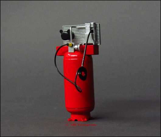 1:18 Air Compressor inkl.Schlauch