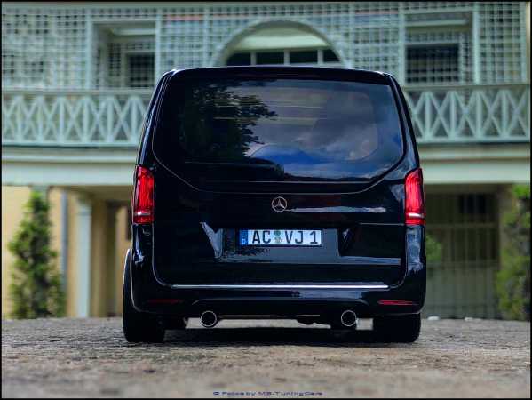 1:18 Mercedes-Benz V-Class AMG Black Line schwarz metallic + 3tlg.MB Alufelgen