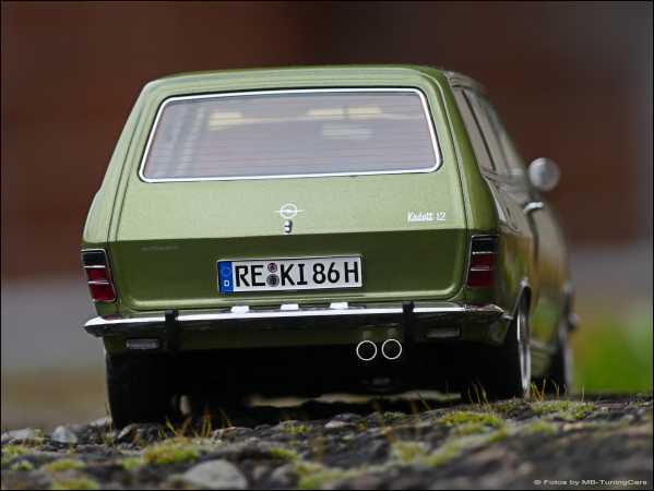 1:18 Opel Kadett B Caravan 1972 Lemon Green Metallic inkl- OVP