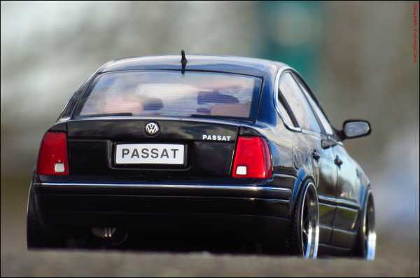 1:18 VW Passat 3B 20V Limousine + BBS-Alufelgen = PREMIUM-MODEL CAR - EXTREM RAR -