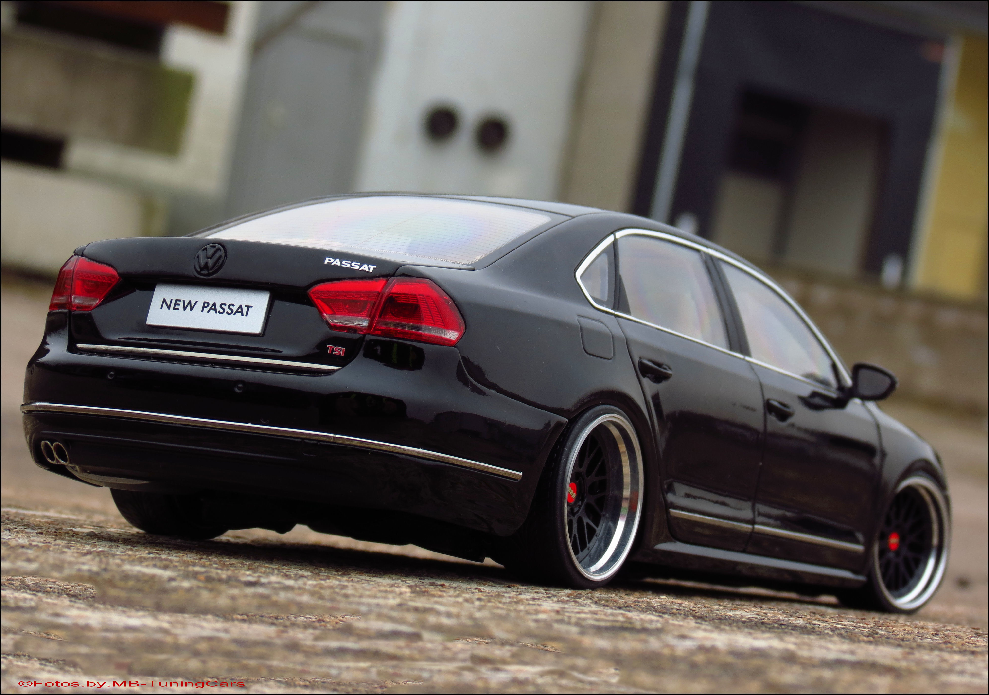 MB-TuningCars - 1:18 VW Passat B7 Limousine 2011 + BBS LM Alu-Felgen