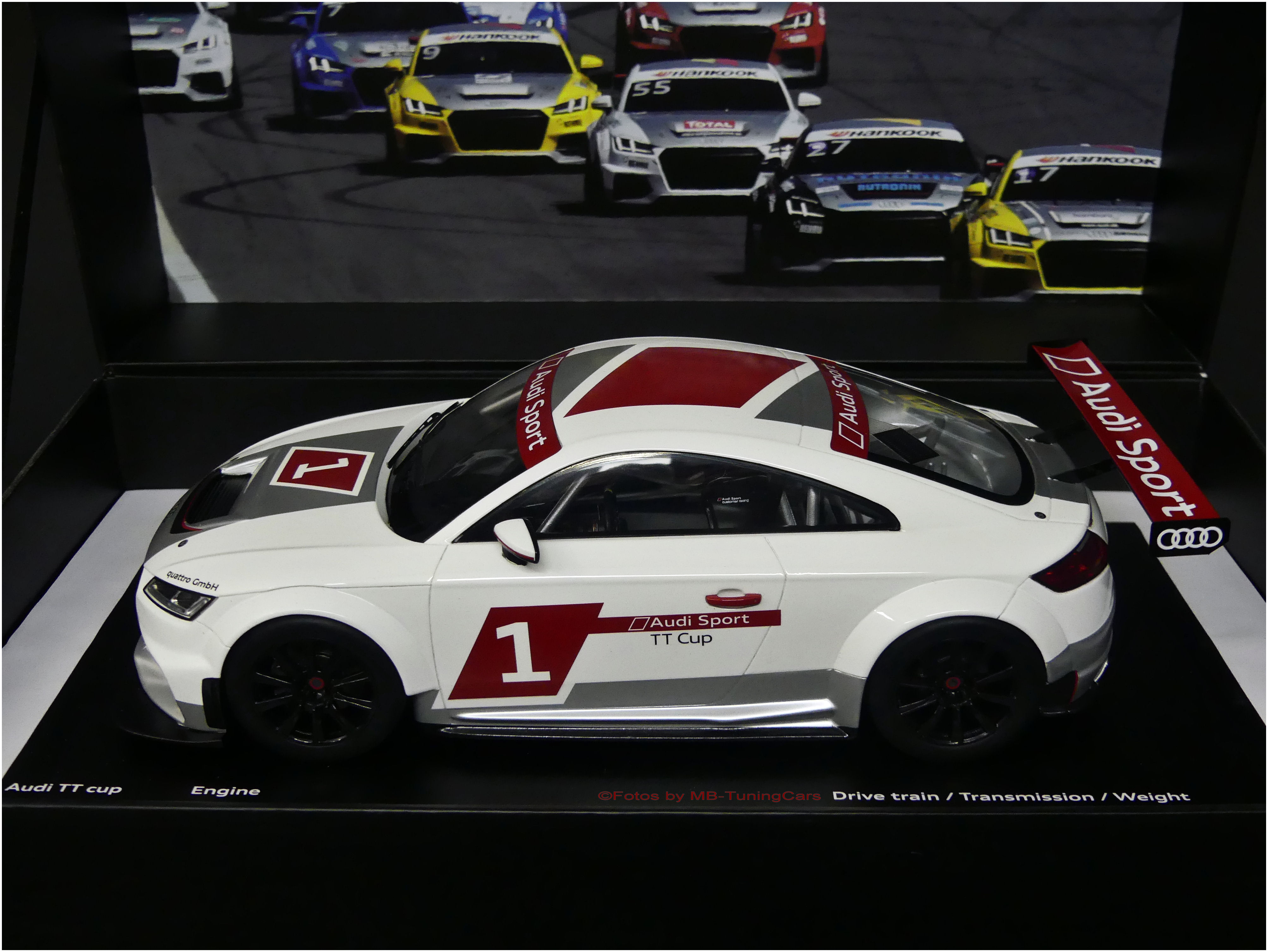 1 Modellauto 1:18 Rot Weiss Original Audi TT Cup 2015 Coupe Präsentation Nr 