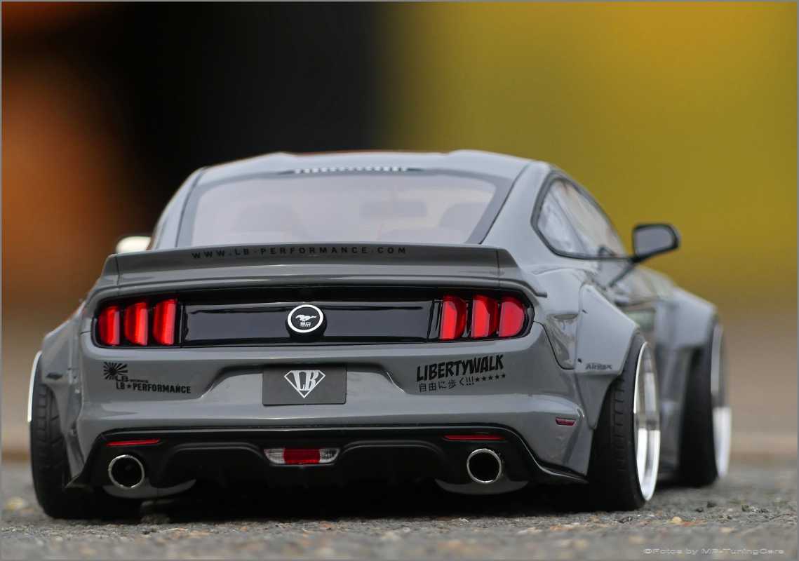 1:18 Ford Mustang Liberty Walk Breitbau
