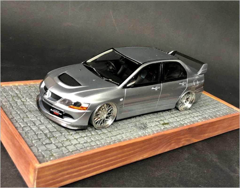 1:18 Tuning Glas-Pflasterstein Optik Edition Edel Glas Holz Vitrine [STAUBDICHT]