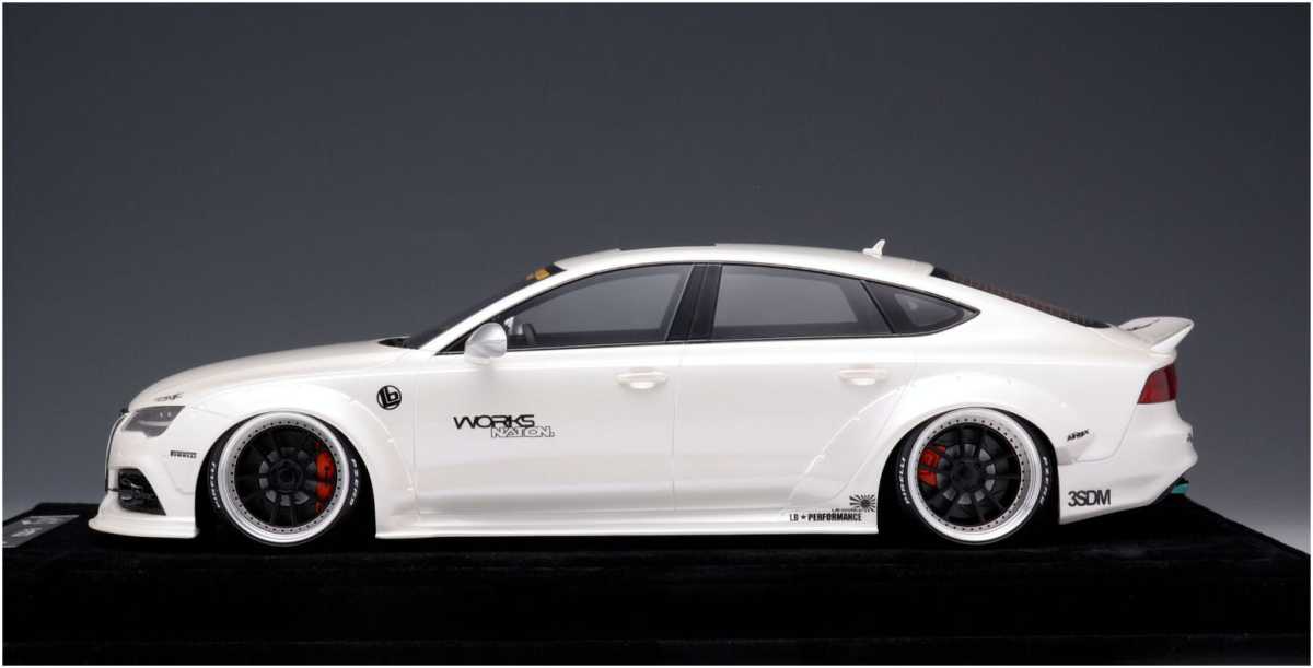 1:18 Audi A7 Liberty Walk LB Performance - AB Modelle -  Glanz Weiß auf Alcantara Vitrine