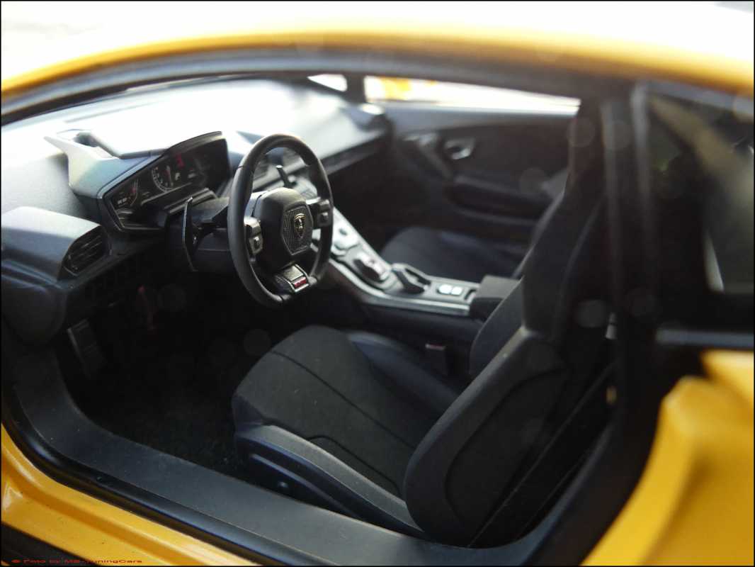 1:18 Lamborghini Huracan LP610-4 Liberty Walk Breitbau [ YELLOW-EDITION ]