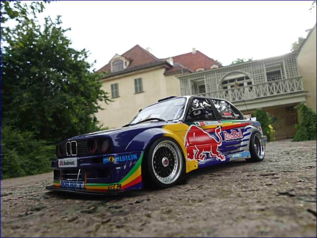 1:18 BMW E30 M3 RedBull Racing Edition mit BBS RS Umbau in OVP