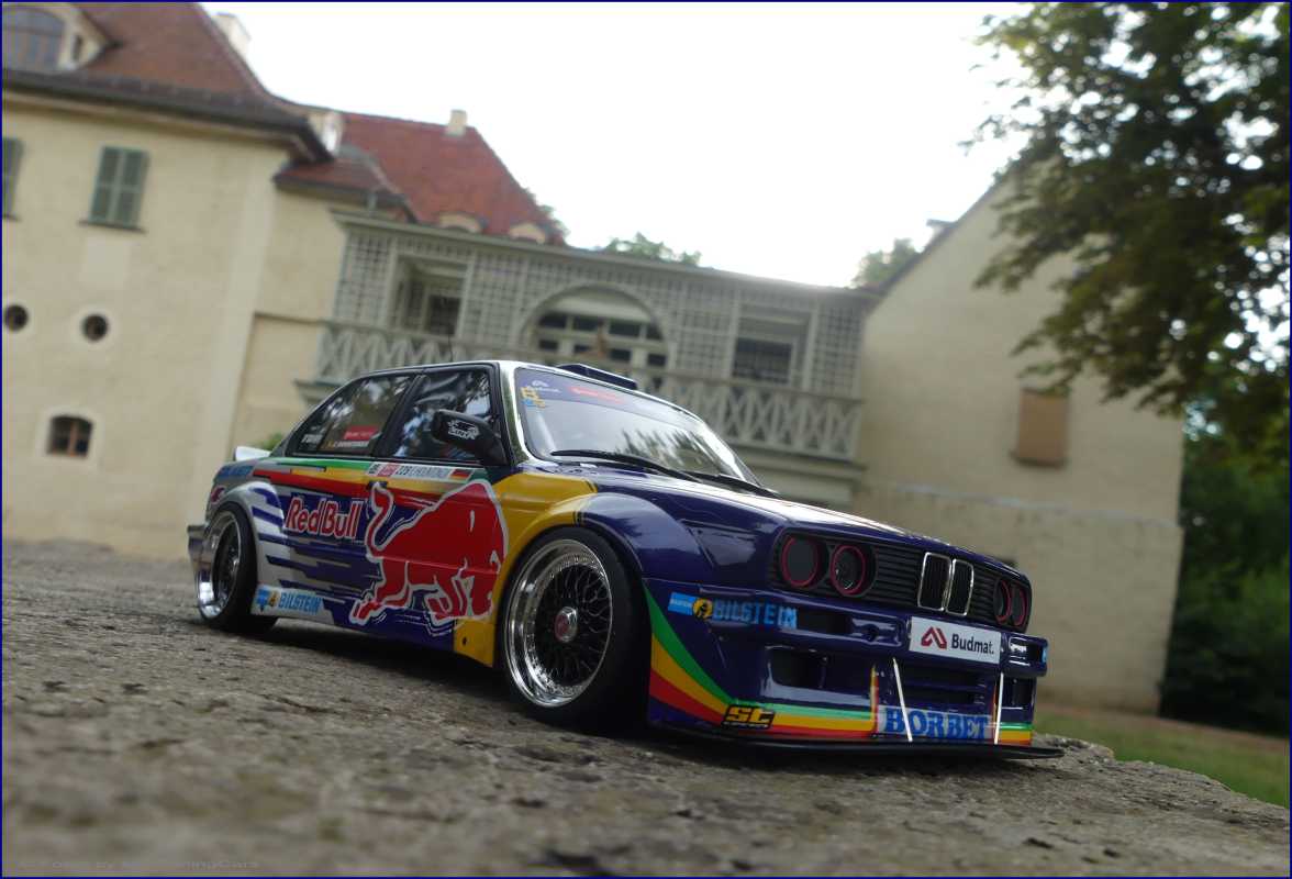 1:18 BMW E30 M3 RedBull Racing Edition mit BBS RS Umbau in OVP