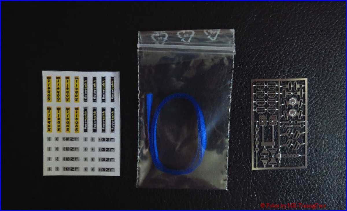 1:18 Sport Belts [BLUE] + Renn Pedale