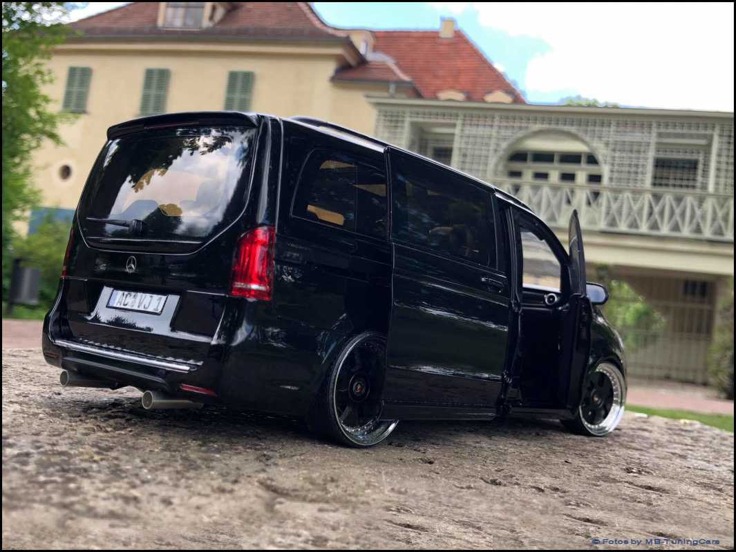 1:18 Mercedes-Benz V-Class AMG Black Line schwarz metallic + 3tlg.MB Alufelgen