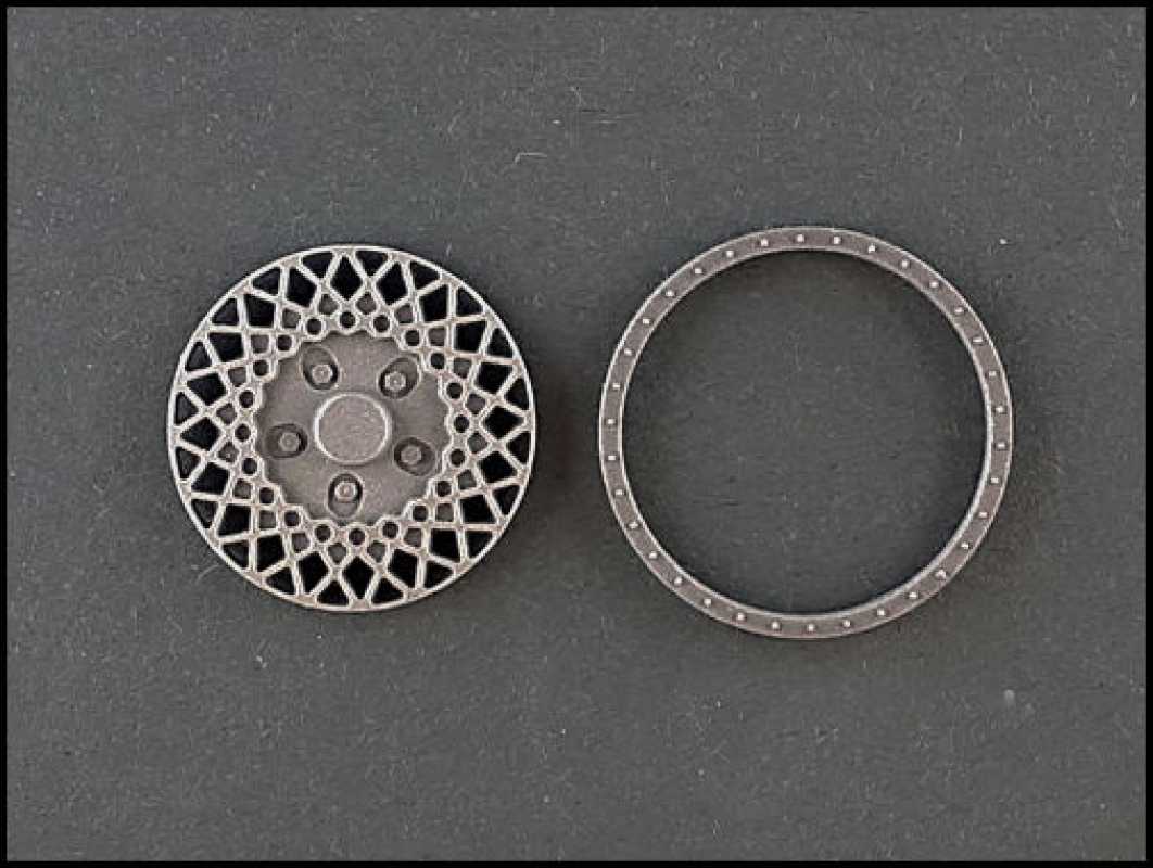 1:18 Schraubenkranz 15 Zoll auf 16 Zoll mit 34 Schrauben
